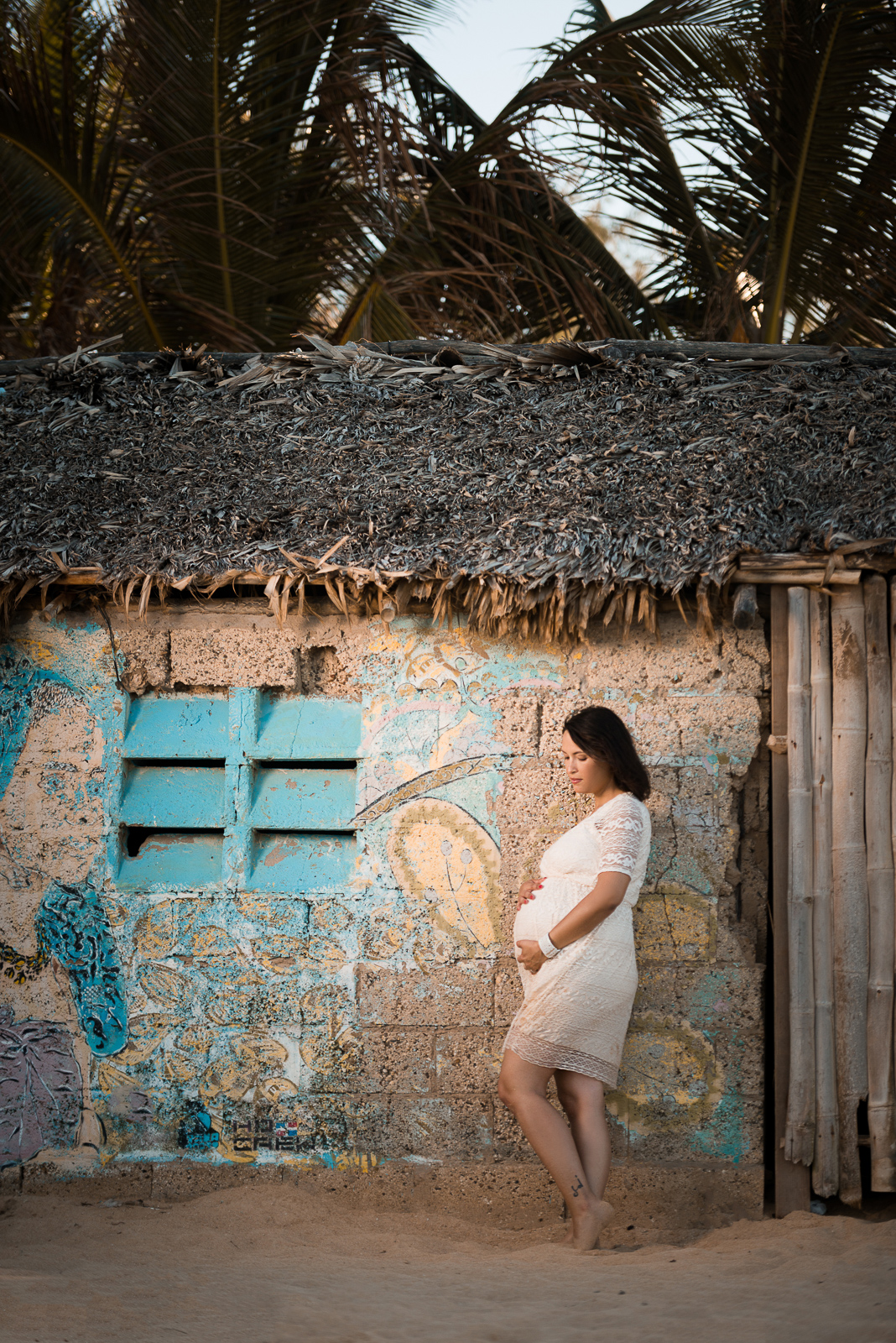 Sesion de fotos de embarazadas en la playa Macao, Punta Cana por el fotografo dominicano en la Republica Dominicana
