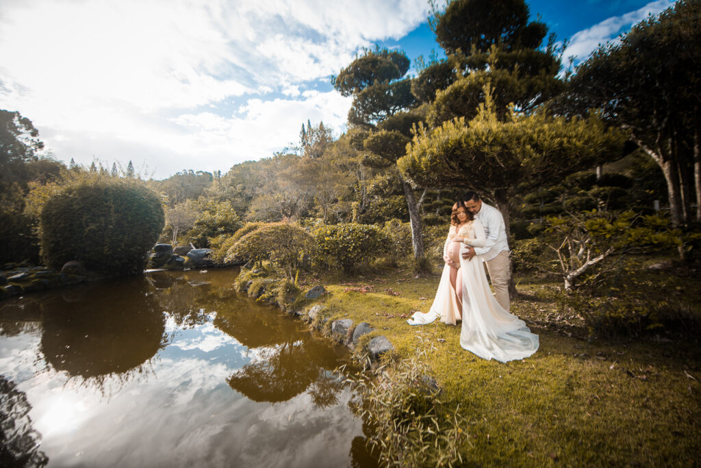 Sesion de fotos de embarazadas en el Jardín Botánico de Santo Domingo, Republica Dominicana por el fotógrafo dominicano