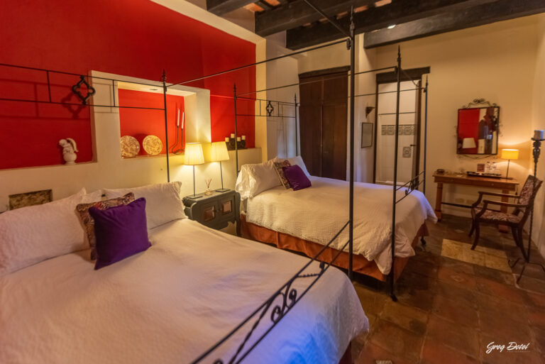 Fotografia de arquitectura e interiores de habitaciones del hotel El Beaterio de la Zona Colonial de Santo Domingo, Republica Dominicana