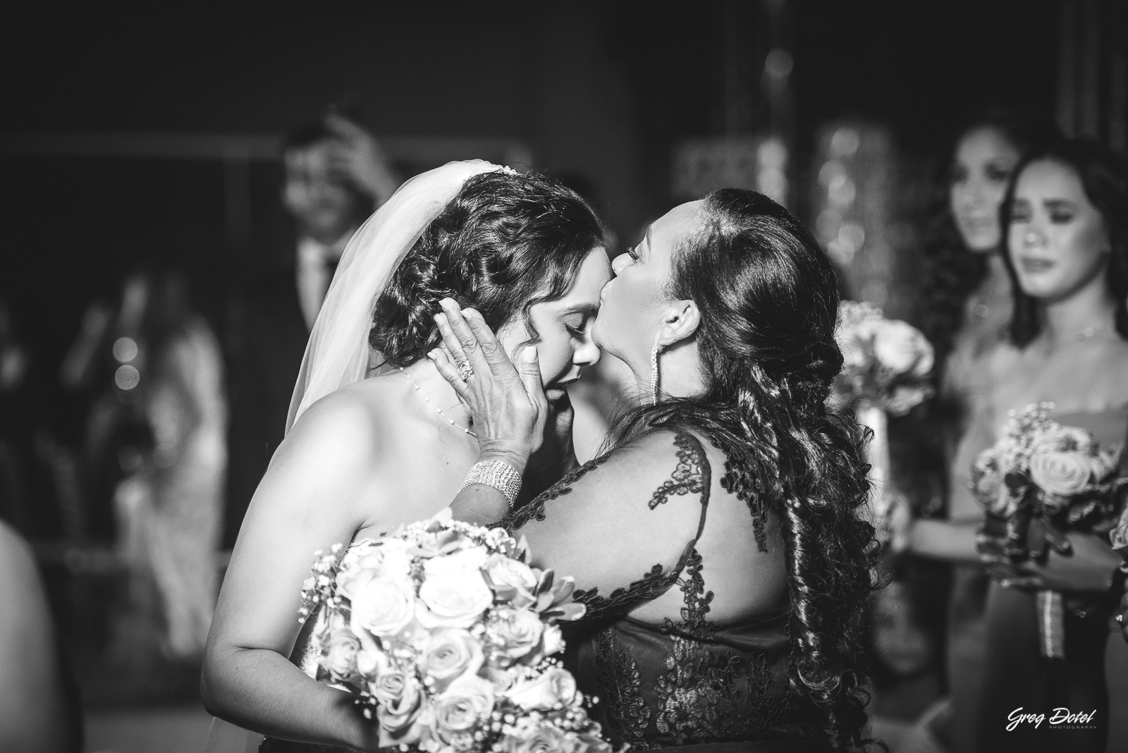 Fotos de la ceremonia y recepcion de la boda en el Hotel Mauad, Santo Domingo, Republica Dominicana por el fotografo dominicano Greg Dotel Photography