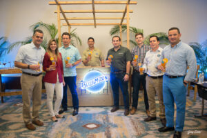 Evento corporativo donde cubrimos en fotografías la presentación de la cerveza Blue Moon en Santo Domingo, República Dominicana