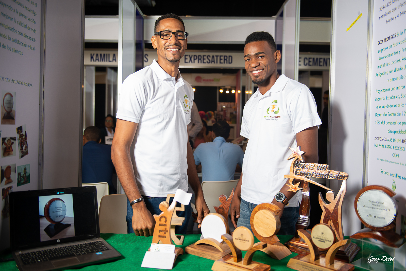 Cobertura de la feria emprendedores donde empresas y emprendedores mostraron sus innovaciones en este importante evento corporativo de la República Dominicana
