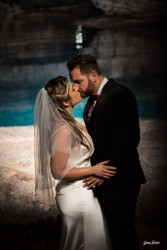 Sesion de fotos de preboda en el parque Los 3 ojos, Santo Domingo, República Dominicana por el fotógrafo dominicano Greg Dotel