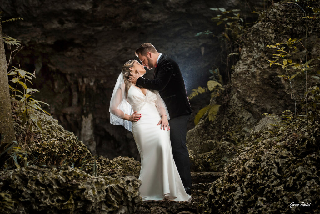 Sesion de fotos de preboda en el parque Los 3 ojos, Santo Domingo, República Dominicana por el fotógrafo dominicano Greg Dotel