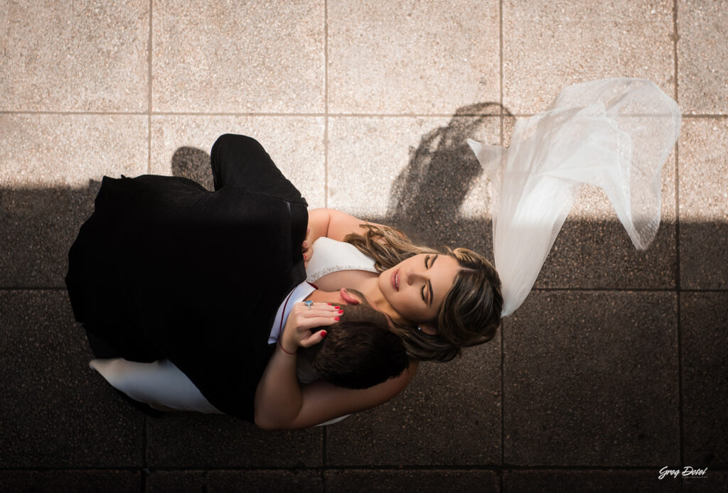 Sesion de fotos de novios o pre boda en la Zona Colonial de Santo Domingo, República Dominicana por el fotógrafo dominicano Greg Dotel
