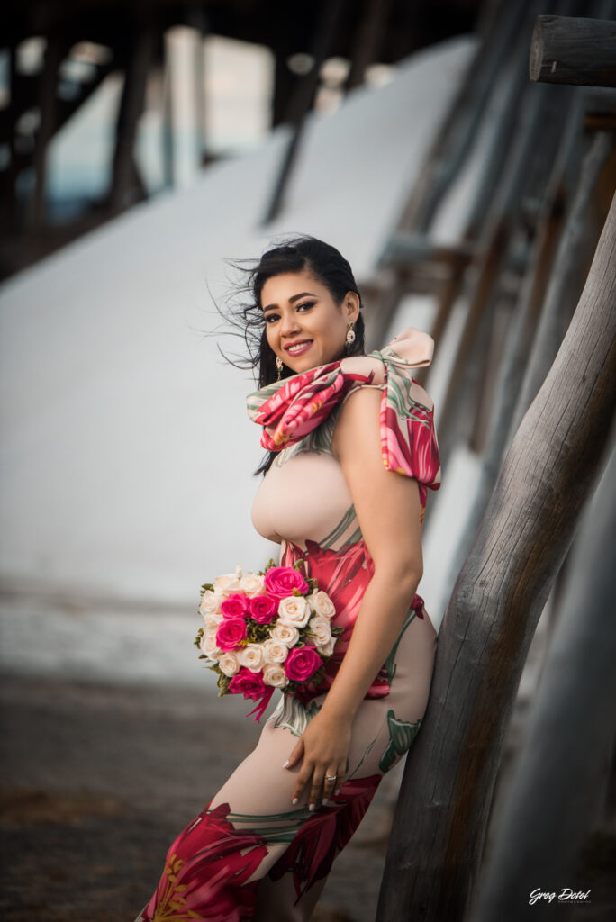 Sesion de fotos de novios o pre boda en Salinas de Bani, República Dominicana por el fotógrafo dominicano Greg Dotel