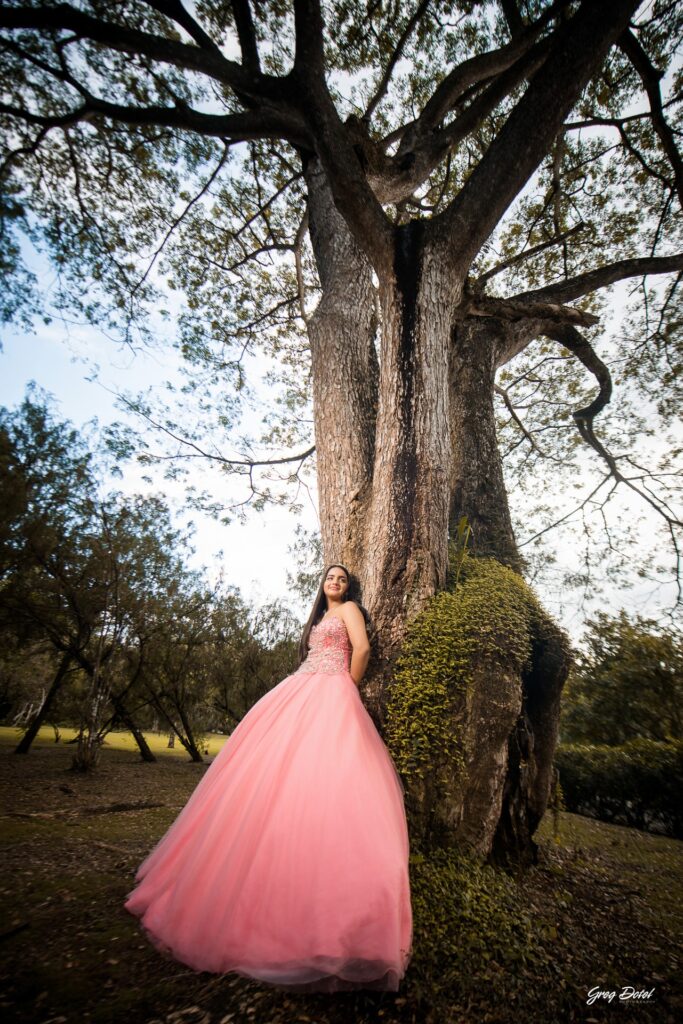 Sesion de fotos de 15 años de Brendaly en el Jardin Botanico Nacional de Santo Domingo, República Dominicana