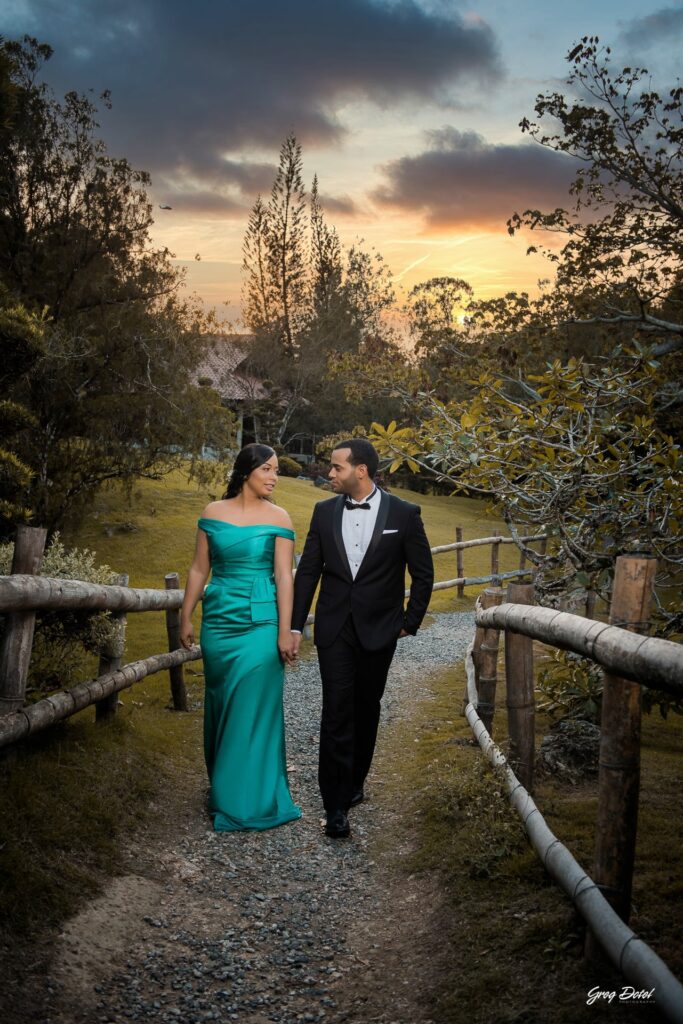 Fotos de pre boda en el Jardín Botánico de Santo Domingo de Pamela y Renny por el fotografo en Santo Domingo Greg Dotel