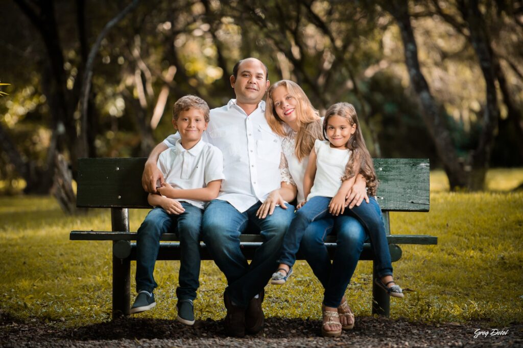 Sesion de fotos de familiar hermosas en el Parque Jardín Botánico de Santo Domingo, República Dominicana
