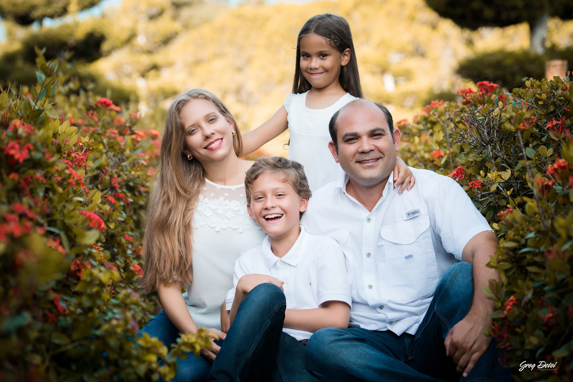 Sesion de fotos de familiar hermosas en el Parque Jardín Botánico de Santo Domingo, República Dominicana