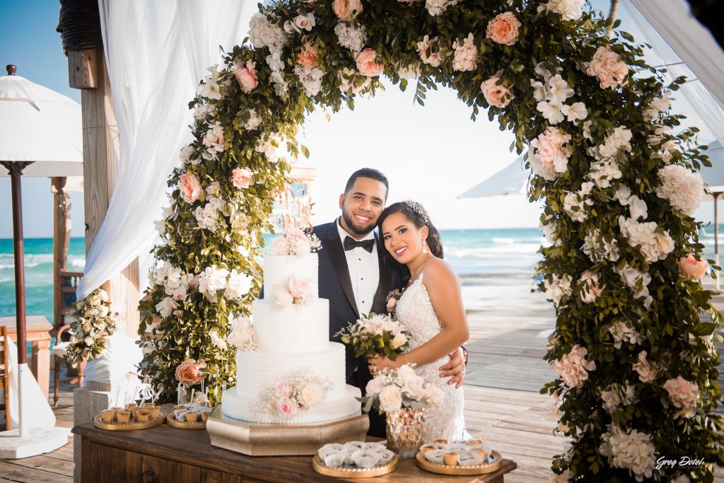 Fotógrafo de boda en Boca Chica, Restaurante Boca Marina, República Dominicana, realizada por Greg Dotel Photography, fotógrafo profesional especializado en bodas y momentos especiales.