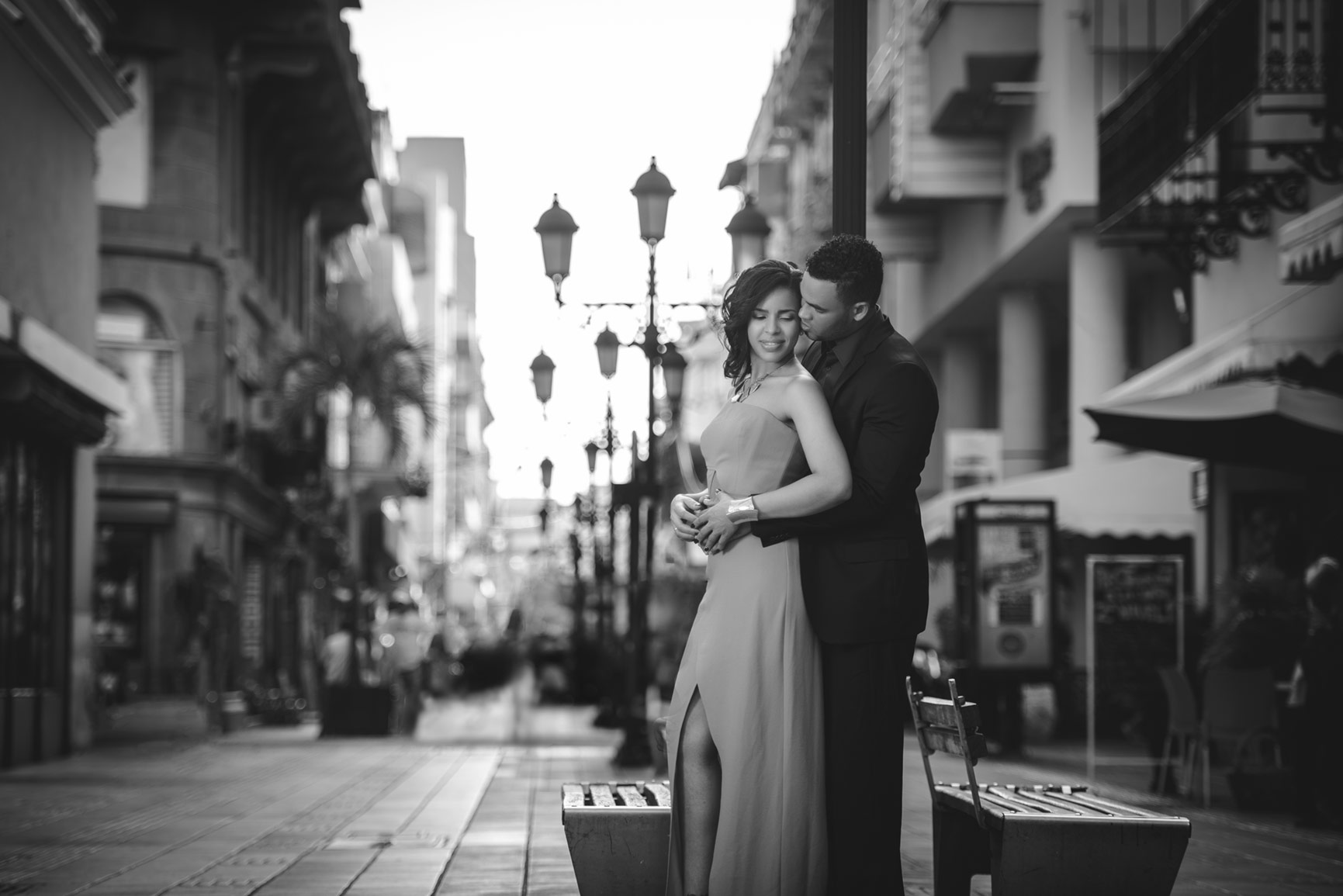 Sesion de fotos de novios en la calle el conde