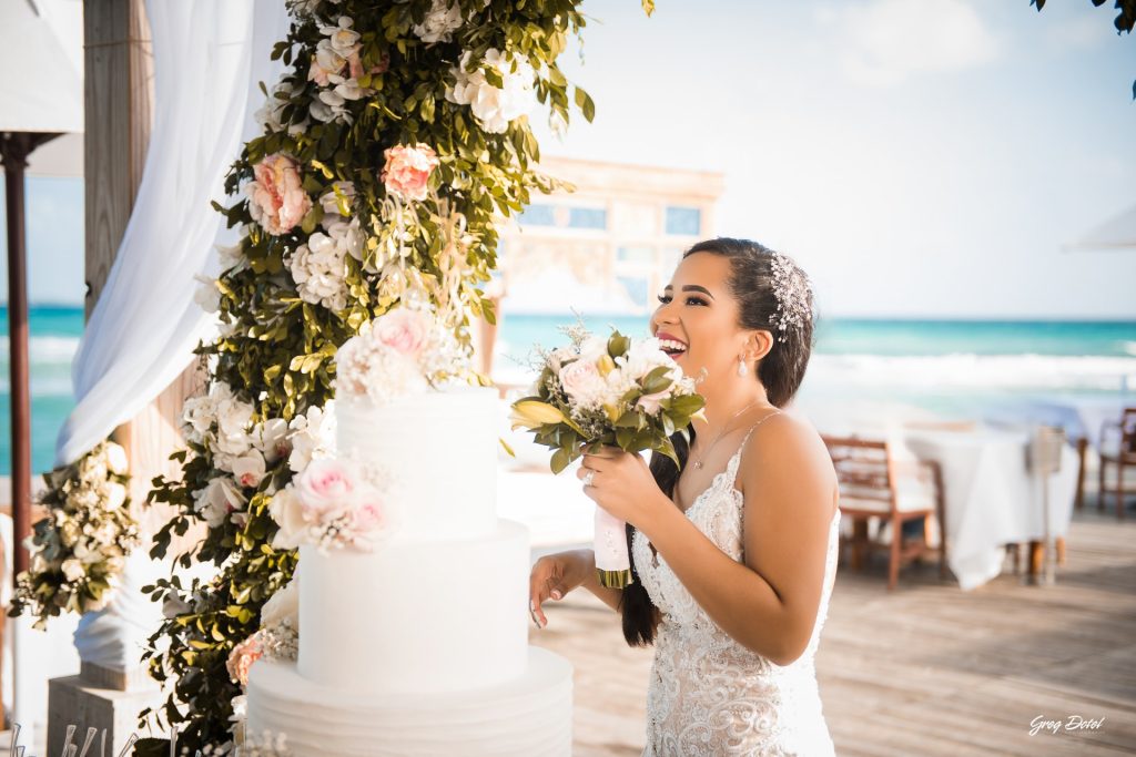 Fotógrafo de boda en Boca Chica, Restaurante Boca Marina, República Dominicana, realizada por Greg Dotel Photography, fotógrafo profesional especializado en bodas y momentos especiales.