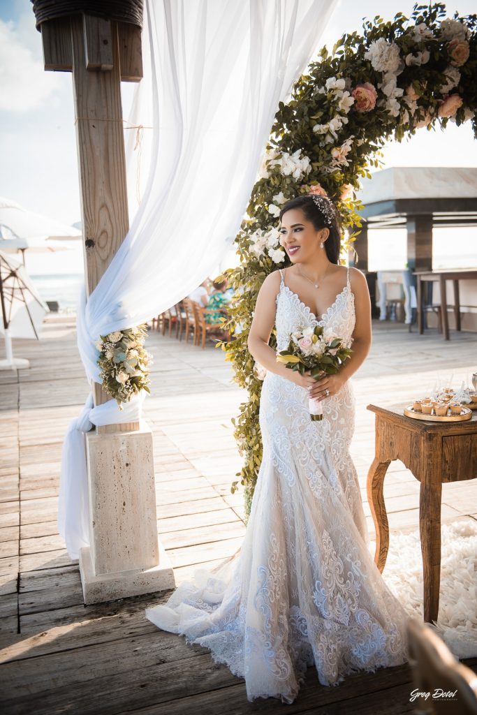 Fotógrafo de boda en Boca Chica, Restaurante Boca Marina, República Dominicana, realizada por Greg Dotel Photography, fotógrafo profesional especializado en bodas y momentos especiales.